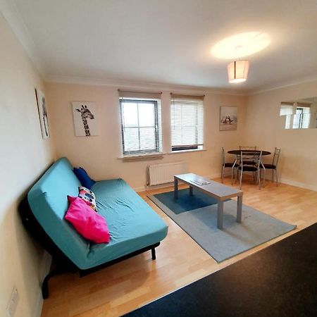 Chelmsford Town Centre Apartments With Car Parking Экстерьер фото
