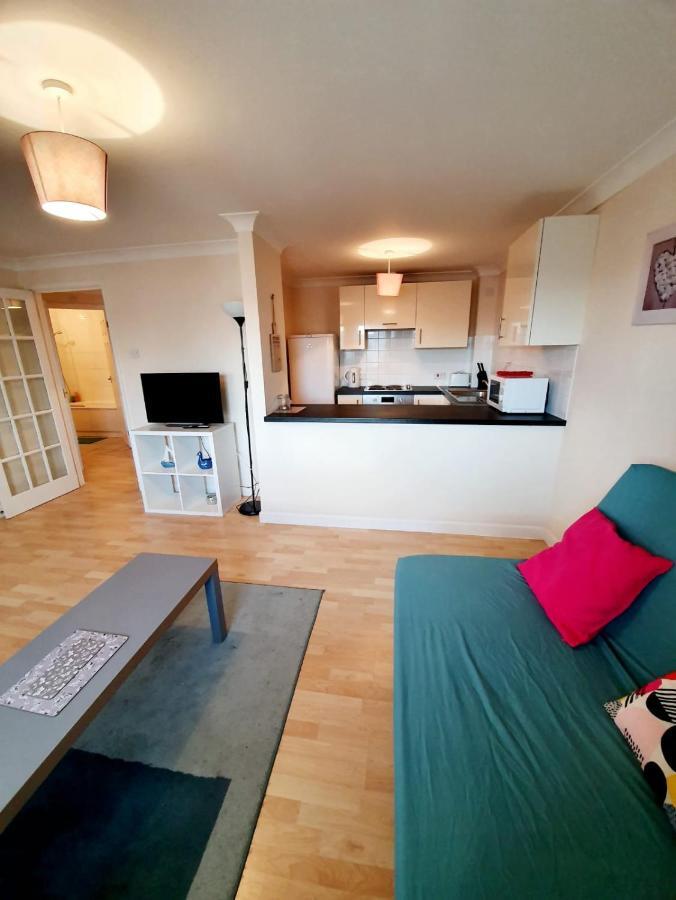Chelmsford Town Centre Apartments With Car Parking Экстерьер фото