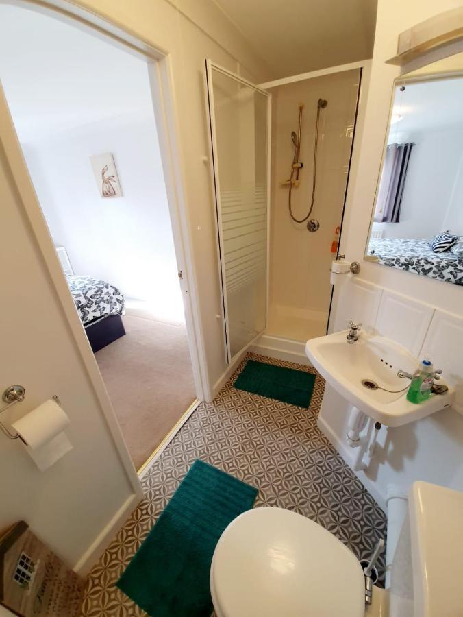 Chelmsford Town Centre Apartments With Car Parking Экстерьер фото