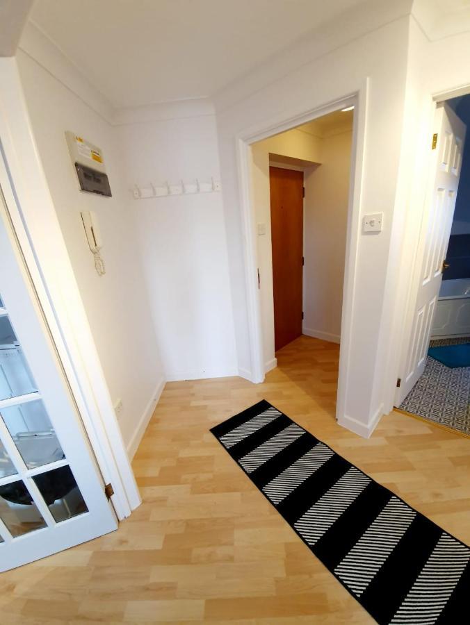 Chelmsford Town Centre Apartments With Car Parking Экстерьер фото