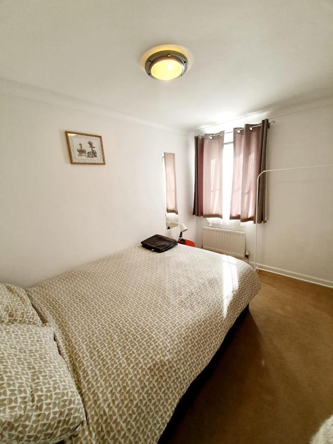 Chelmsford Town Centre Apartments With Car Parking Экстерьер фото