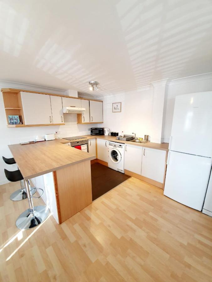 Chelmsford Town Centre Apartments With Car Parking Экстерьер фото