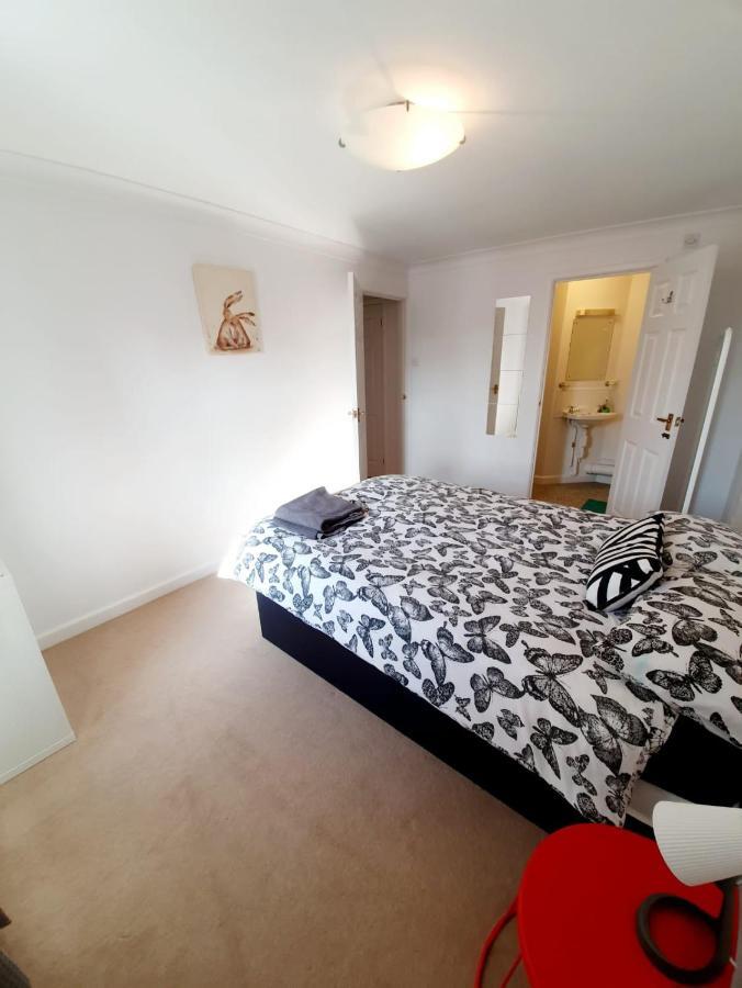 Chelmsford Town Centre Apartments With Car Parking Экстерьер фото