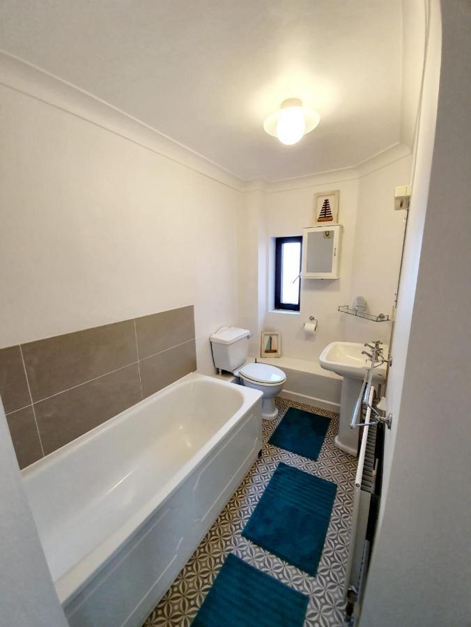 Chelmsford Town Centre Apartments With Car Parking Экстерьер фото