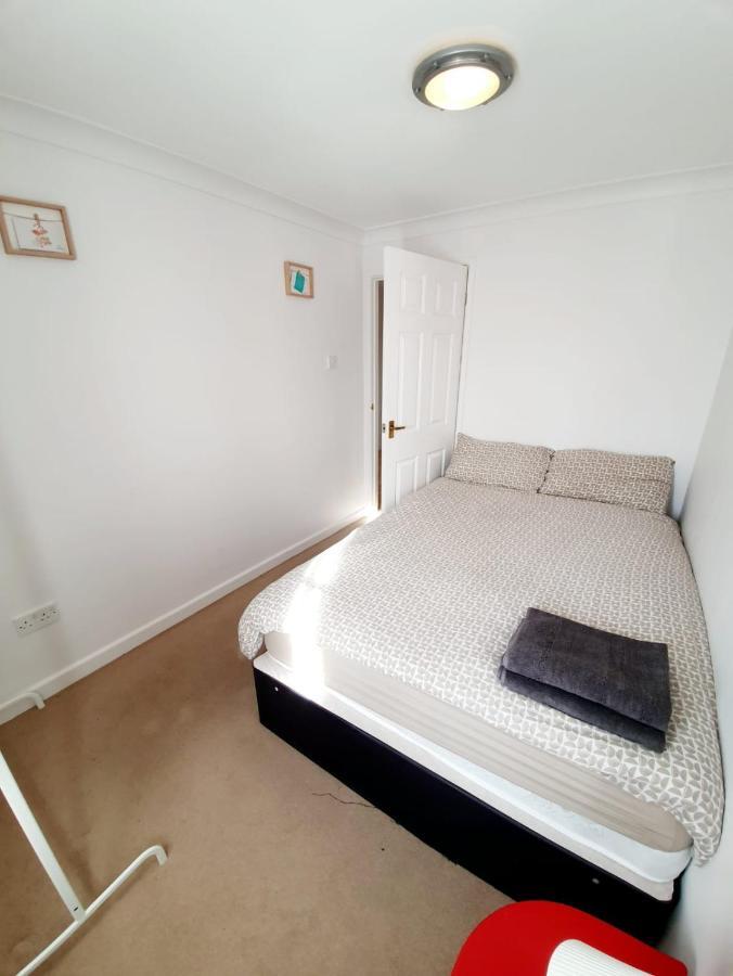 Chelmsford Town Centre Apartments With Car Parking Экстерьер фото