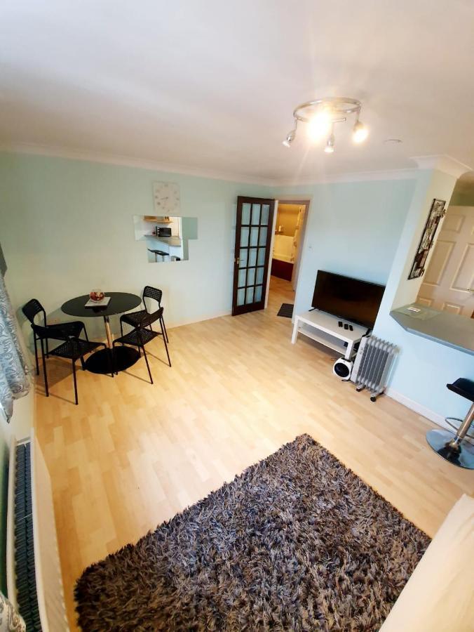 Chelmsford Town Centre Apartments With Car Parking Экстерьер фото