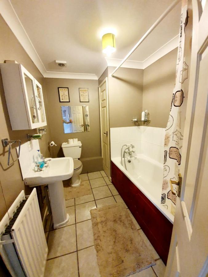 Chelmsford Town Centre Apartments With Car Parking Экстерьер фото